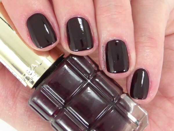 L’Oreal Nail Polish 556 Grenat Irreverent